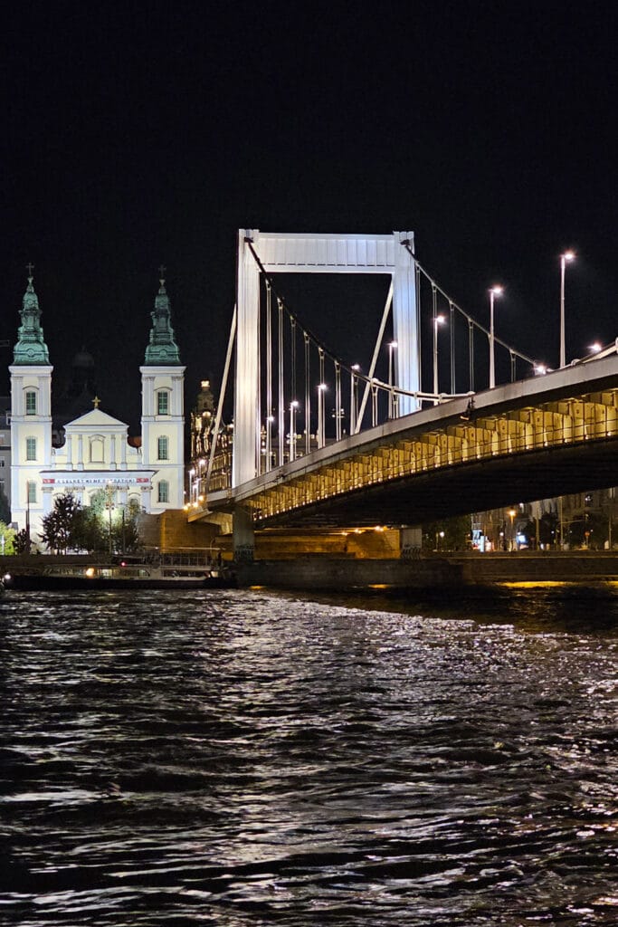 Elisabeth Bridge in the evening with the City Mother Church of Our Lady of the Assumption next to it