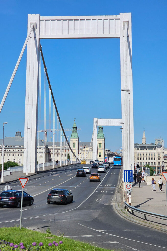 Elisabeth Bridge as seen from Buda side