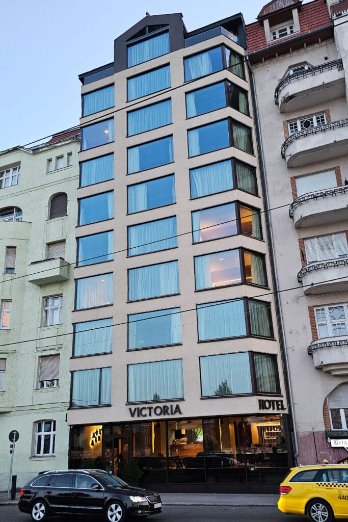 the building of the Hotel Victoria in Budapest