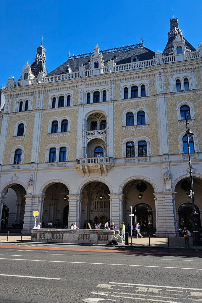 W Budapest Hotel