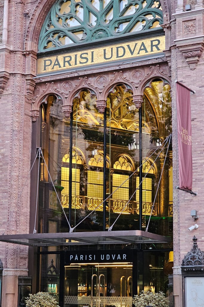 the entrance of Párisi Passage Café & Restaurant