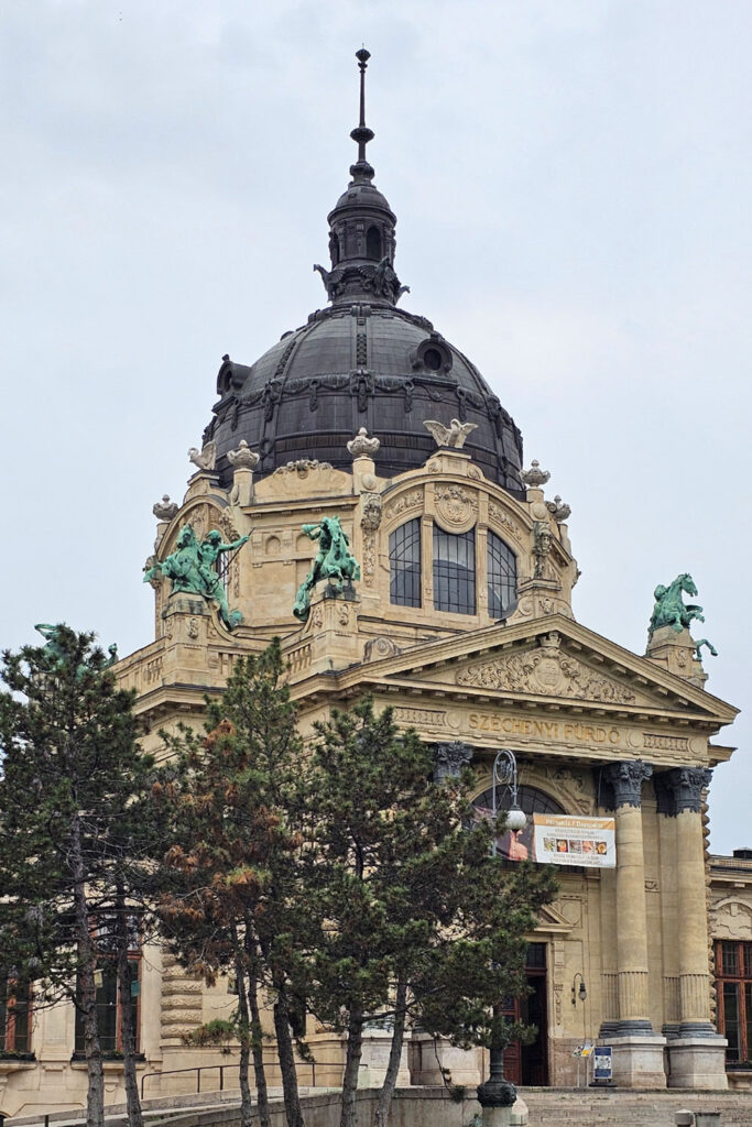 Szechenyi Thermal Bath baraoque style dome