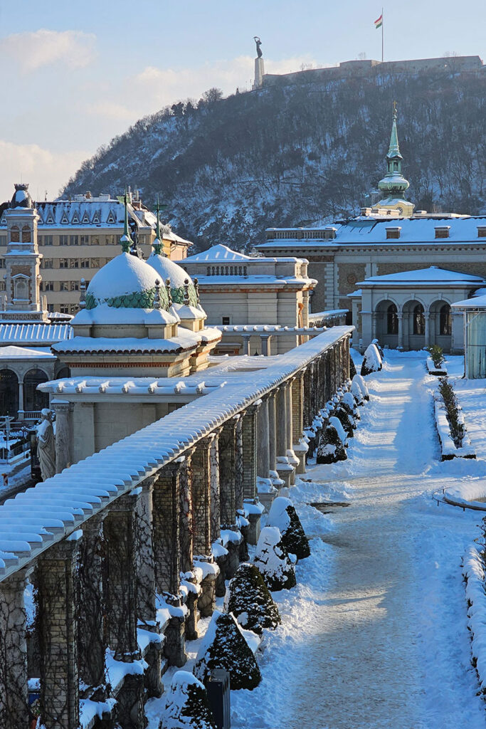 Castle Gardenn Bazaar on a snowy winter day